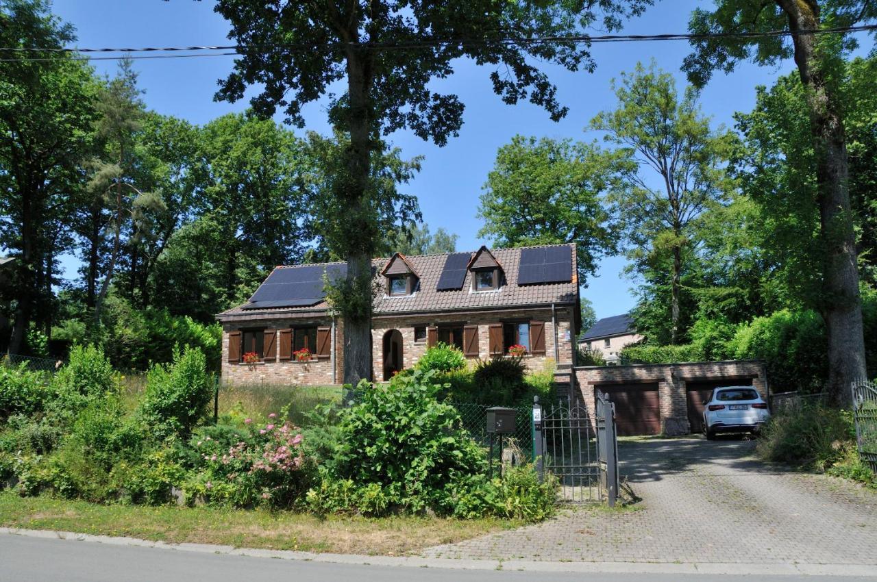 Tres Belle Villa 4 Facades Dans Quartier Vert Et Arbore - 5 Kms De Namur Bagian luar foto