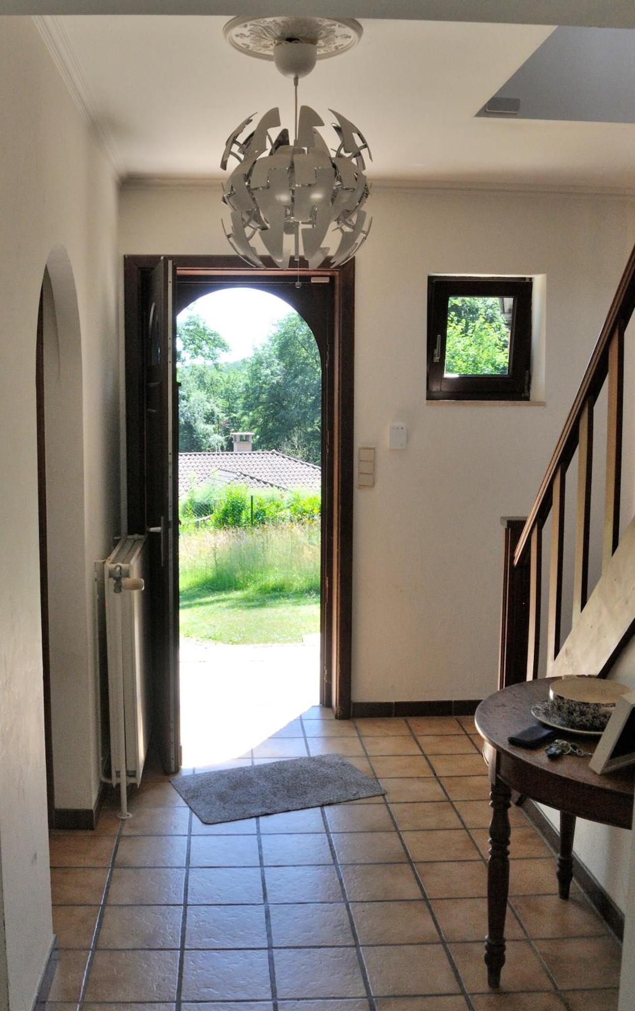 Tres Belle Villa 4 Facades Dans Quartier Vert Et Arbore - 5 Kms De Namur Bagian luar foto